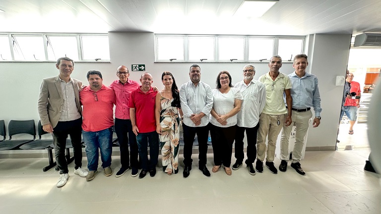 Câmara de Manhuaçu prestigia inauguração da nova Urgência e Emergência do HCL